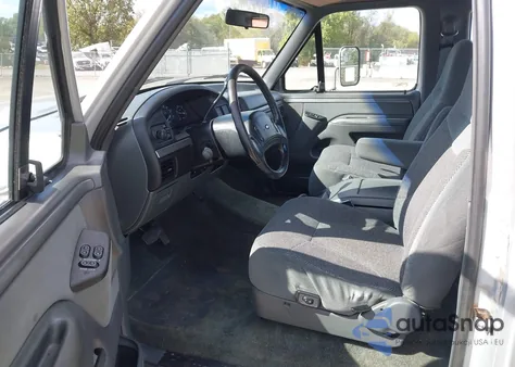 1993 Ford F350 из США, поврежденный, VIN 1FTJX35M7PKB13844